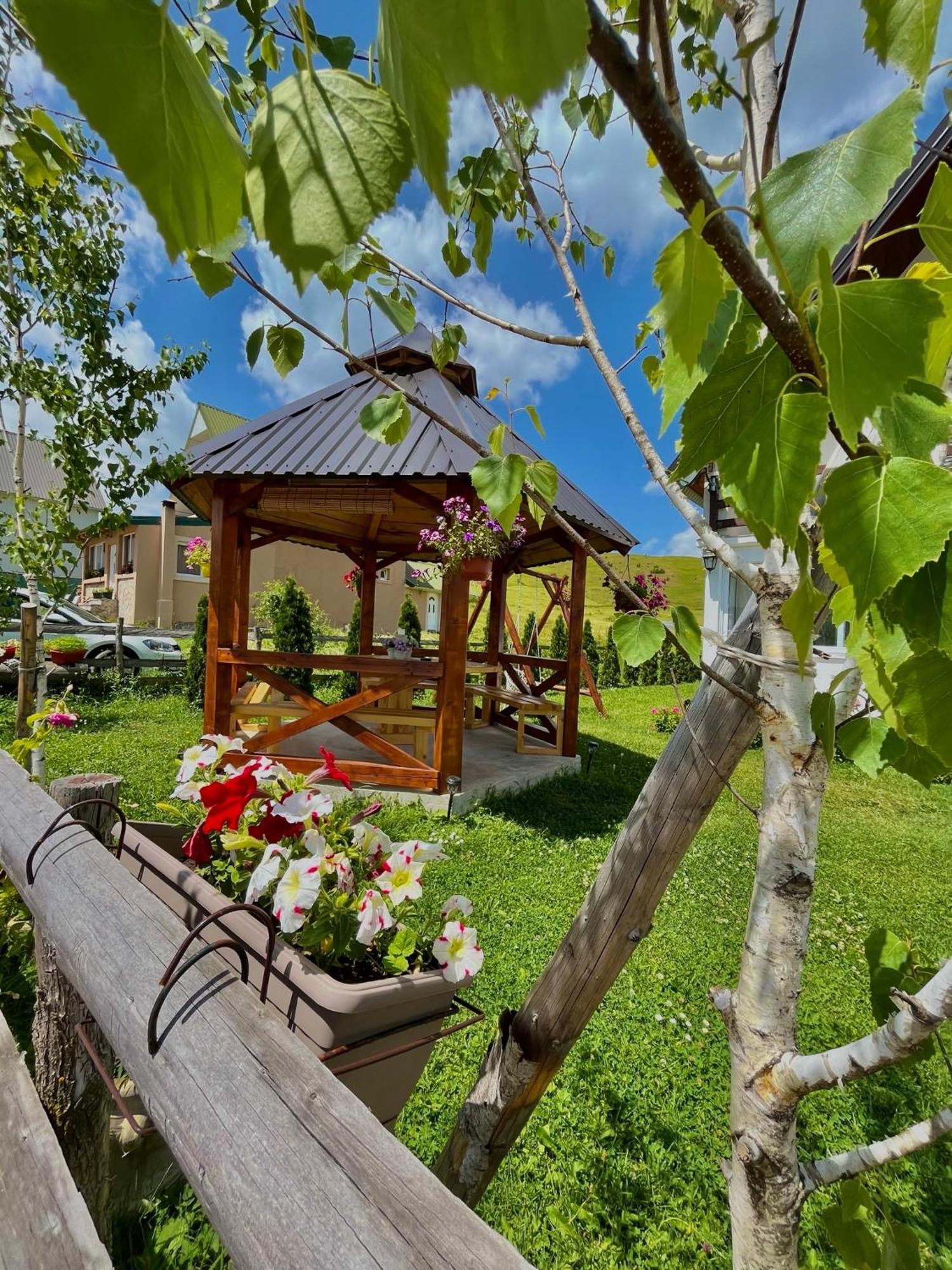 Guest House Sara Žabljak 外观 照片